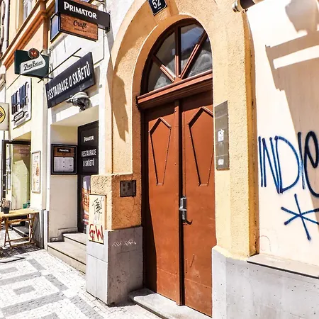 Homestay Utulny Podkrovni R4 Prague