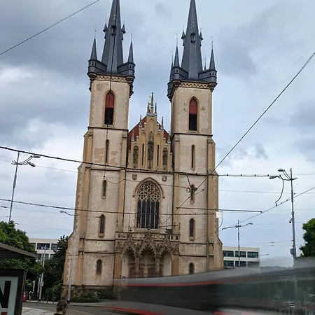 Utulny Podkrovni R4 V Praze Kwatera prywatna