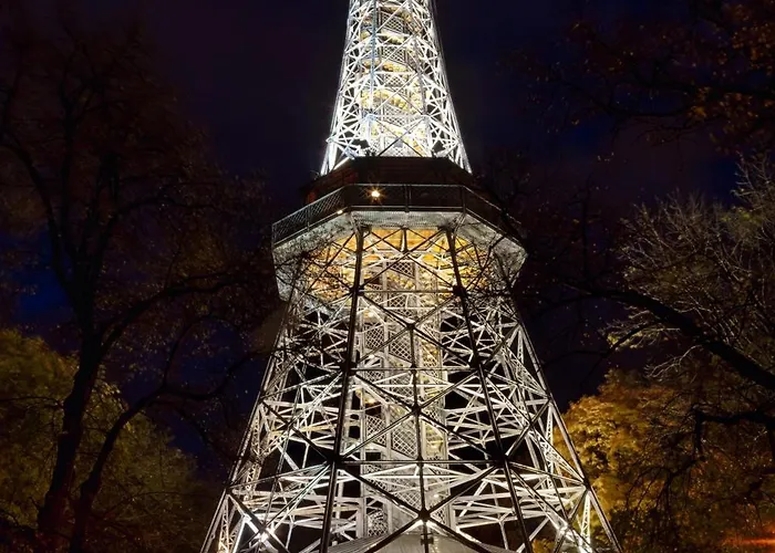 Utulny Podkrovni R4 V Praze プラハ